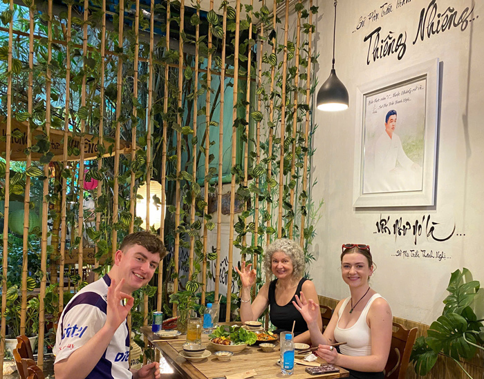 Foreign tourists dining at highly rated vegan restaurant Ho Chi Minh City